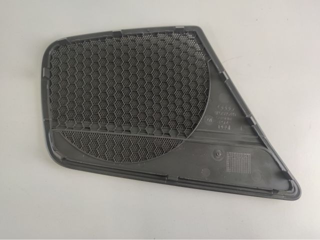 bontott AUDI A4 B8 Bal első Hangszóró Burkolat