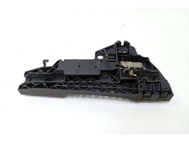 bontott AUDI A4 B8 Bal első Kilincs Hátulja