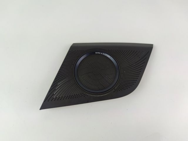 bontott AUDI A4 B8 Bal első Kis Hangszóró Burkolat