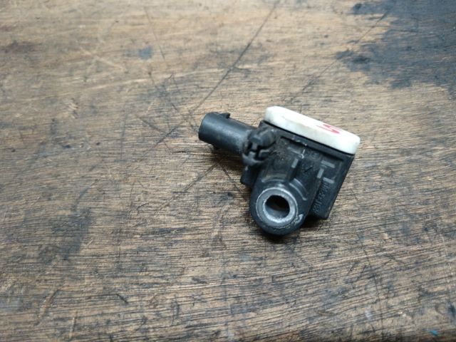 bontott AUDI A4 B8 Bal első Oldal Ütközés Érzékelő