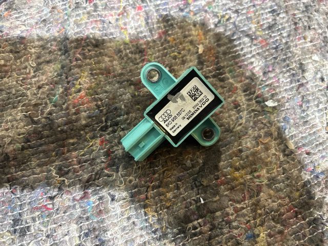 bontott AUDI A4 B8 Bal első Oldal Ütközés Érzékelő