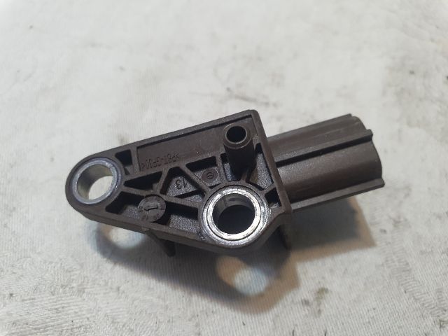 bontott AUDI A4 B8 Bal első Oldal Ütközés Érzékelő