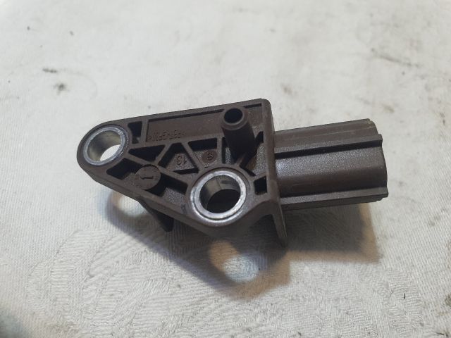 bontott AUDI A4 B8 Bal első Oldal Ütközés Érzékelő