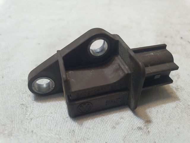 bontott AUDI A4 B8 Bal első Oldal Ütközés Érzékelő