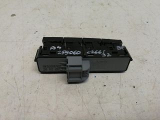 bontott AUDI A4 B8 Bal első Ülésállító Kapcsoló