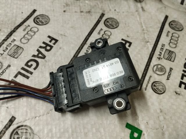 bontott AUDI A4 B8 Bal első Ülésállító Kapcsoló