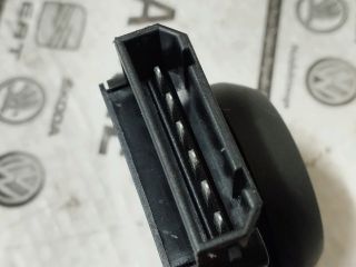 bontott AUDI A4 B8 Bal első Ülésállító Kapcsoló