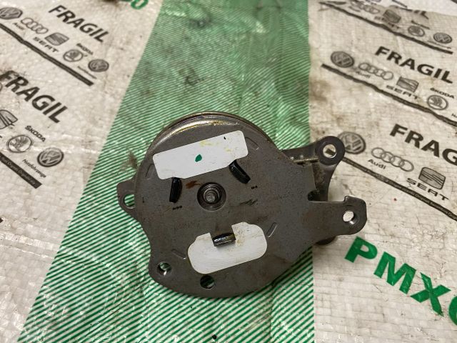 bontott AUDI A4 B8 Bal első Ülésmagasság Állító