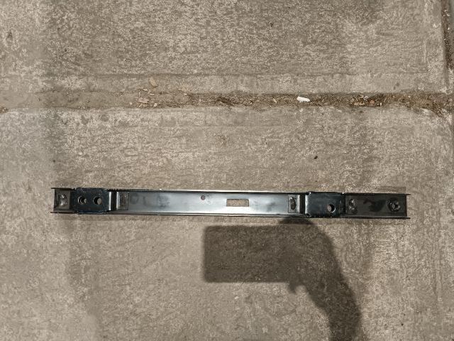 bontott AUDI A4 B8 Bal első Üléstartó Sín