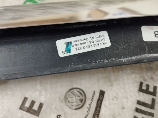 bontott AUDI A4 B8 Bal első Vízlehúzó Gumicsík