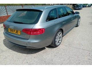 bontott AUDI A4 B8 Bal Fenéklemez