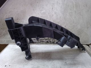 bontott AUDI A4 B8 Bal Fényszóró Tartó