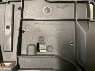 bontott AUDI A4 B8 Bal Fényszóró Tartó