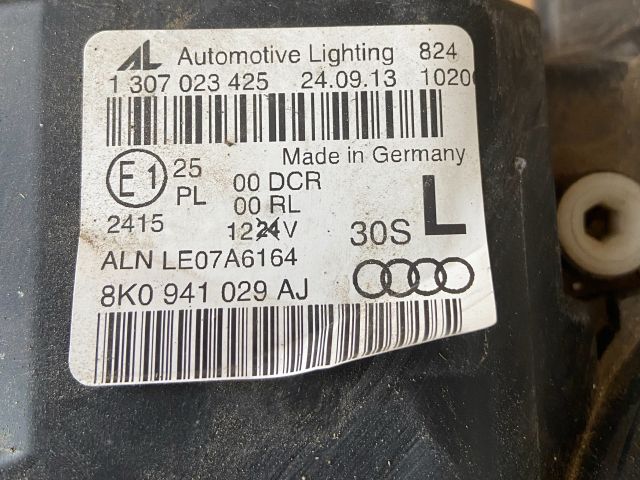 bontott AUDI A4 B8 Bal Fényszóró