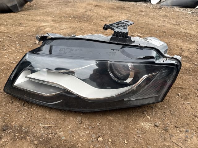 bontott AUDI A4 B8 Bal Fényszóró