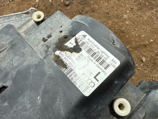 bontott AUDI A4 B8 Bal Fényszóró