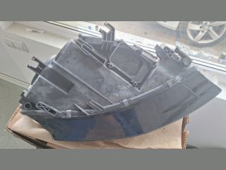 bontott AUDI A4 B8 Bal Fényszóró