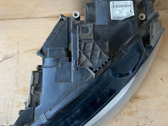 bontott AUDI A4 B8 Bal Fényszóró