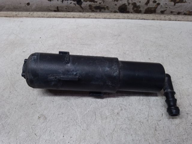 bontott AUDI A4 B8 Bal Fényszórómosó Fúvóka