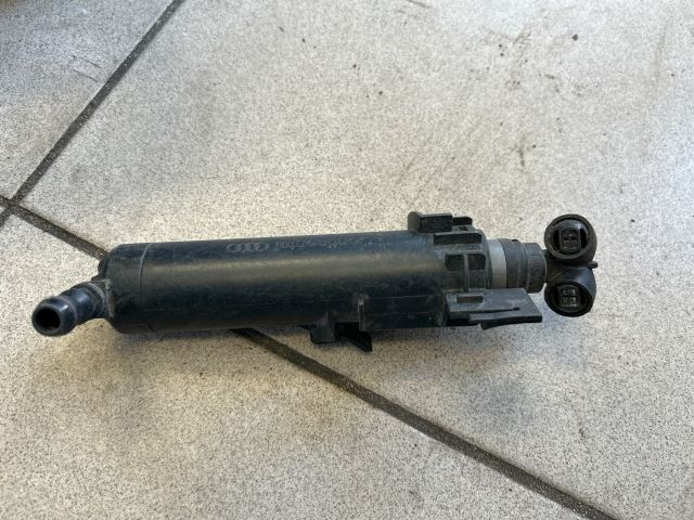 bontott AUDI A4 B8 Bal Fényszórómosó Fúvóka