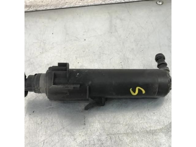 bontott AUDI A4 B8 Bal Fényszórómosó Fúvóka