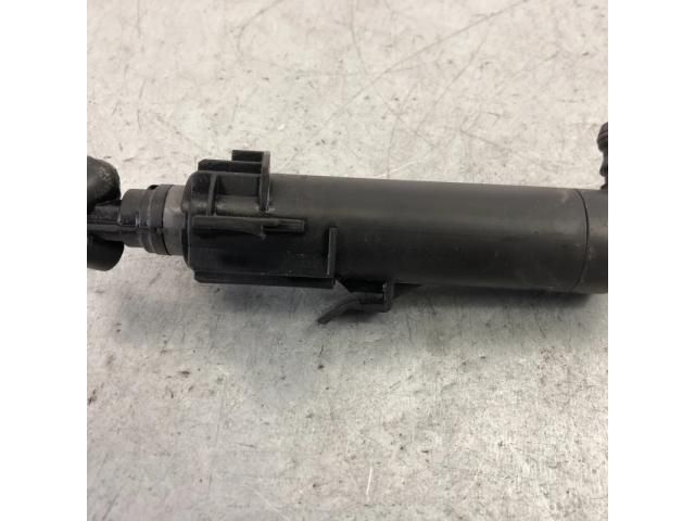 bontott AUDI A4 B8 Bal Fényszórómosó Fúvóka