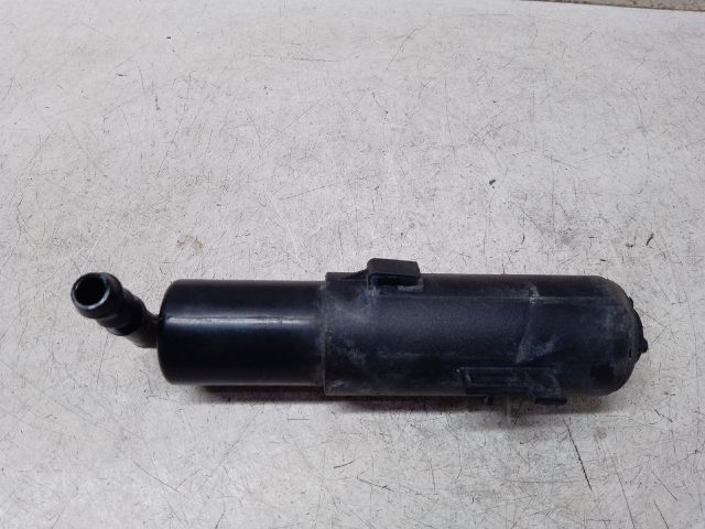 bontott AUDI A4 B8 Bal Fényszórómosó Fúvóka