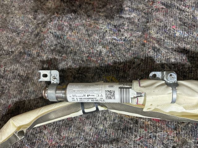 bontott AUDI A4 B8 Bal Függönylégzsák és Oldallégzsák