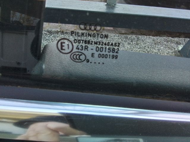 bontott AUDI A4 B8 Bal hátsó Ablak