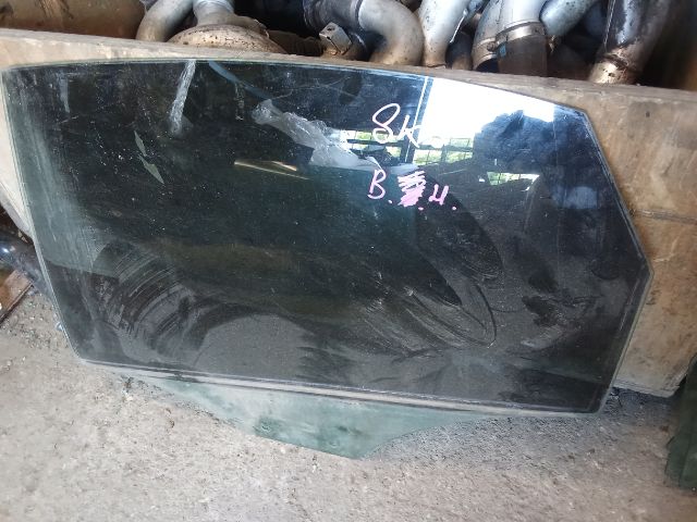 bontott AUDI A4 B8 Bal hátsó Ablak