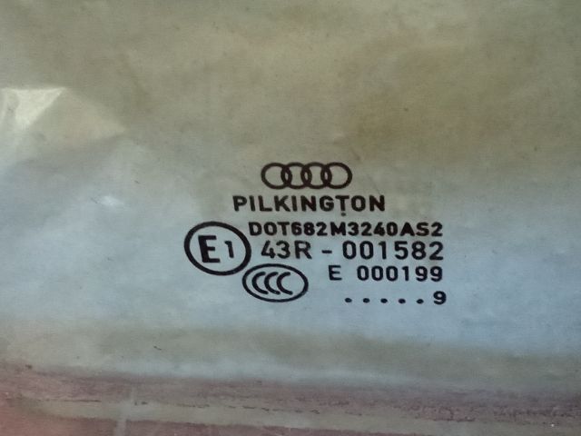 bontott AUDI A4 B8 Bal hátsó Ablak