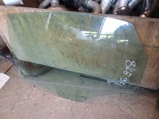 bontott AUDI A4 B8 Bal hátsó Ablak