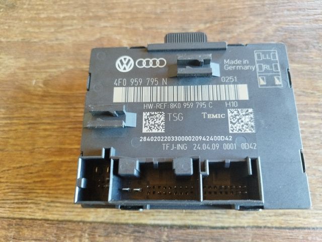 bontott AUDI A4 B8 Bal hátsó Ablakemelő Elektronika