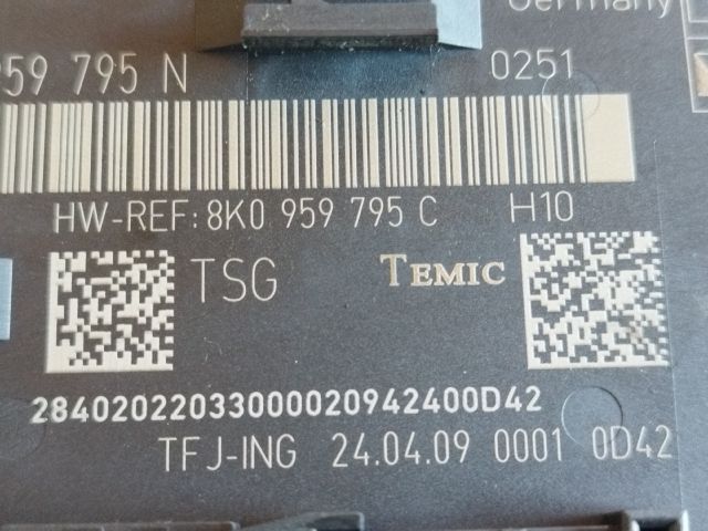 bontott AUDI A4 B8 Bal hátsó Ablakemelő Elektronika