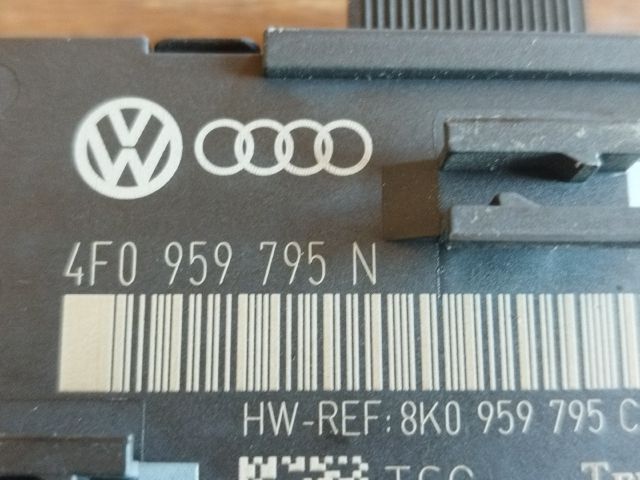 bontott AUDI A4 B8 Bal hátsó Ablakemelő Elektronika