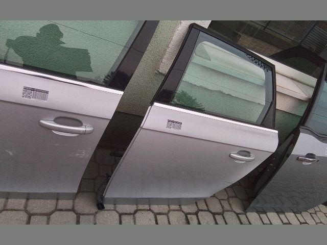 bontott AUDI A4 B8 Bal hátsó Ablakemelő Kapcsoló