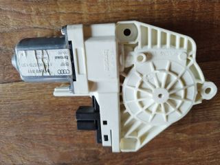 bontott AUDI A4 B8 Bal hátsó Ablakemelő Motor
