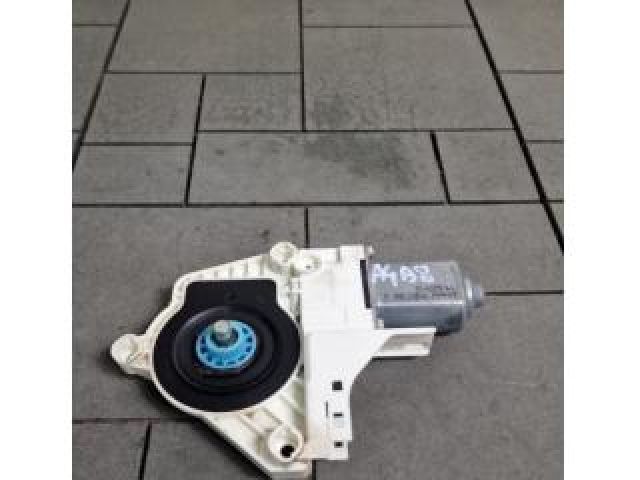 bontott AUDI A4 B8 Bal hátsó Ablakemelő Motor