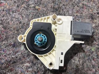 bontott AUDI A4 B8 Bal hátsó Ablakemelő Motor