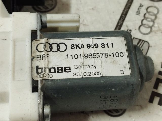 bontott AUDI A4 B8 Bal hátsó Ablakemelő Motor