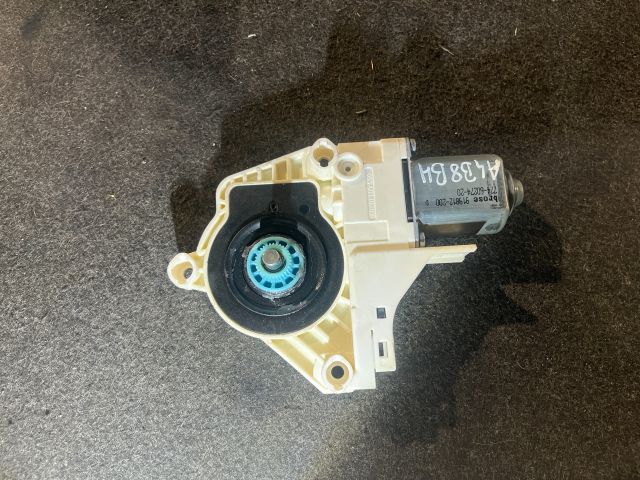 bontott AUDI A4 B8 Bal hátsó Ablakemelő Motor