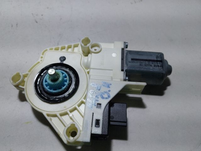 bontott AUDI A4 B8 Bal hátsó Ablakemelő Motor