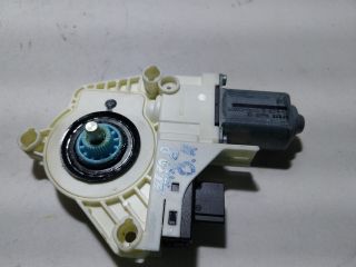 bontott AUDI A4 B8 Bal hátsó Ablakemelő Motor