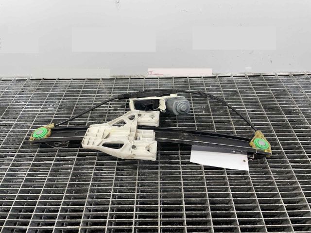 bontott AUDI A4 B8 Bal hátsó Ablakemelő Szerkezet (Elektromos)