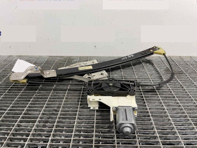 bontott AUDI A4 B8 Bal hátsó Ablakemelő Szerkezet (Elektromos)