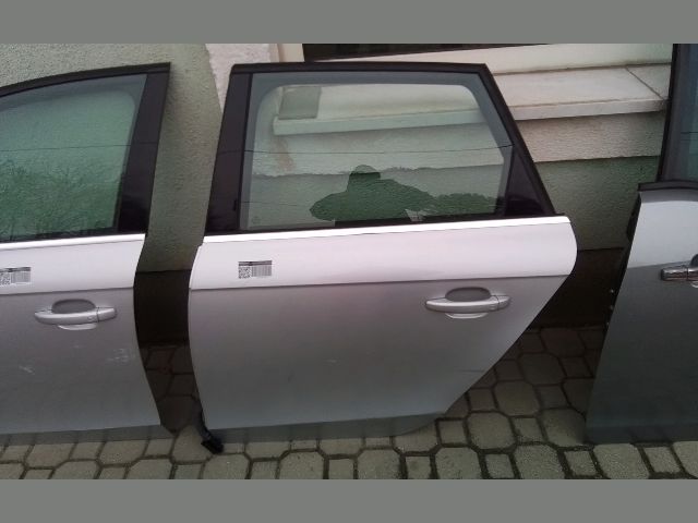 bontott AUDI A4 B8 Bal hátsó Ablakemelő Szerkezet (Elektromos)