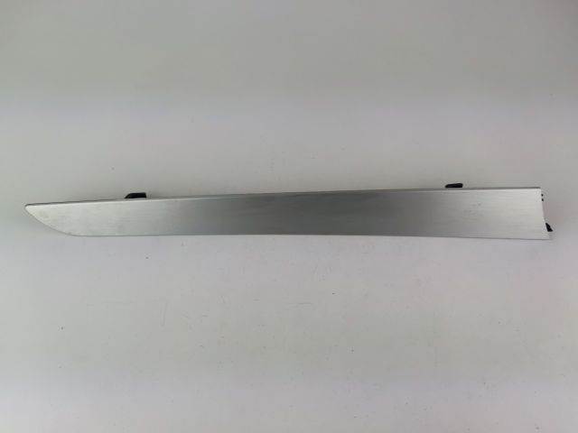 bontott AUDI A4 B8 Bal hátsó Ajtó Díszléc