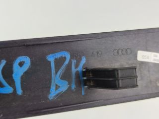 bontott AUDI A4 B8 Bal hátsó Ajtó Díszléc