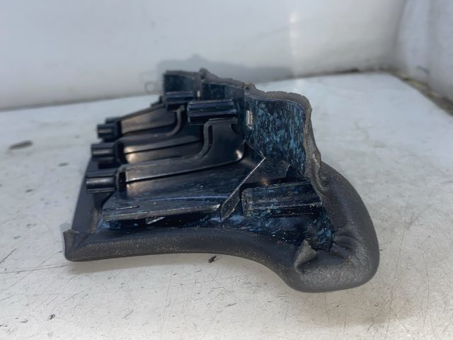 bontott AUDI A4 B8 Bal hátsó Ajtó Kárpit Könyöklő