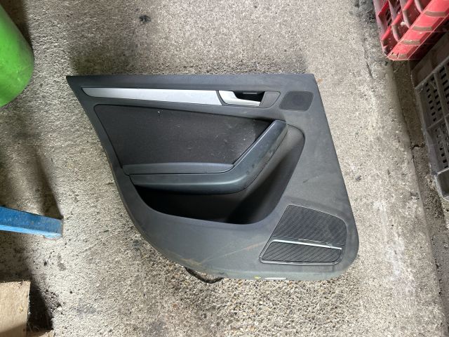 bontott AUDI A4 B8 Bal hátsó Ajtó Kárpit